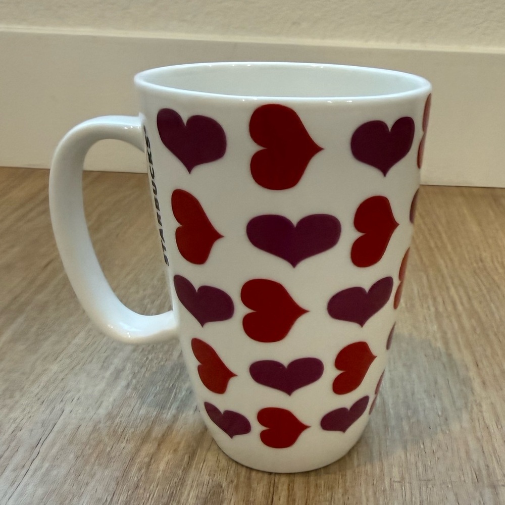 ❤️🩷💜Starbucks 2020 Valentine Hearts Ceramic Travel Mug 12 oz w Lid❤️🩷💜